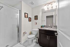 Private Pool and BBQ at Storey Lake 5BR