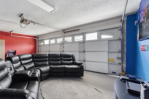 New Listing Pool and Game Room 4BR