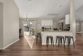 New Listing Pool and Game Room 4BR