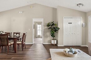 New Listing Pool and Game Room 4BR