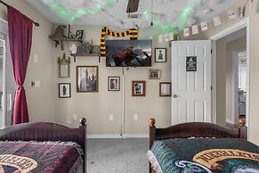 New Listing Pool and Game Room 4BR