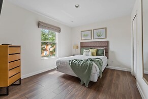 Pet Friendly 4 BR With Hot Tub Ro2761n