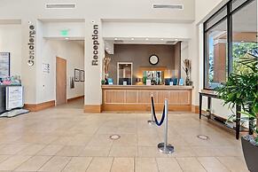 Pet Friendly 4 BR With Hot Tub Ro2761n