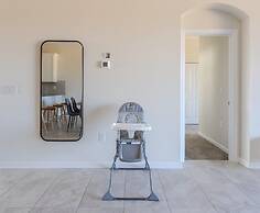 3BR up to 8 People at Champions Gate