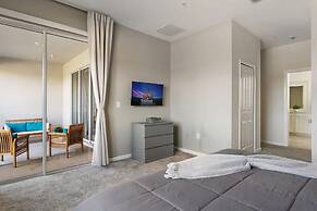 3BR up to 8 People at Champions Gate