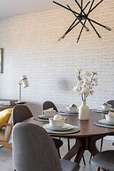 3BR up to 8 People at Champions Gate