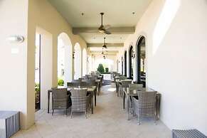 3BR up to 8 People at Champions Gate