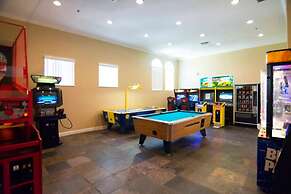 Stair-free 4BR Home for 8 - Tv210