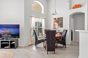 Stair-free 4BR Home for 8 - Tv210