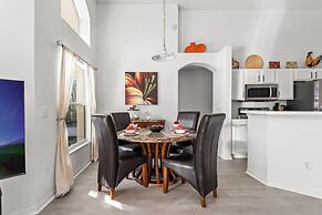 Stair-free 4BR Home for 8 - Tv210