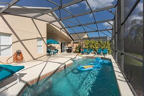 Stair-free 4BR Home for 8 - Tv210