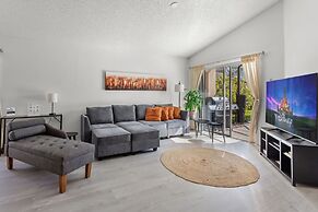 Stair-free 4BR Home for 8 - Tv210