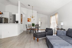 Stair-free 4BR Home for 8 - Tv210