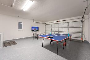 Stair-free 4BR Home for 8 - Tv210