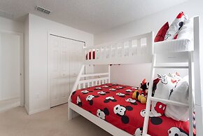 Stair-free 4BR Home for 8 - Tv210