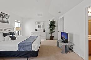 Game Room Plus Private Pool 4BR Disney Area