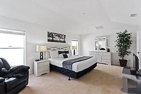 Game Room Plus Private Pool 4BR Disney Area