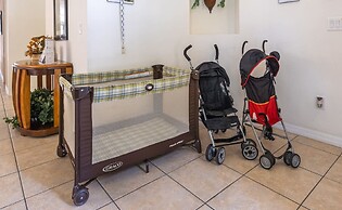 Game Room Plus Private Pool 4BR Disney Area