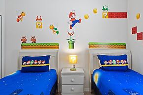 Game Room Plus Private Pool 4BR Disney Area