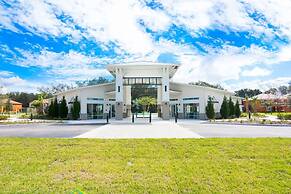 Game Room Plus Private Pool 4BR Disney Area