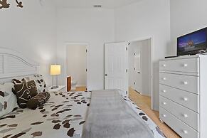 Game Room Plus Private Pool 4BR Disney Area