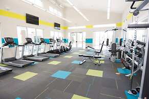 Game Room Plus Private Pool 4BR Disney Area