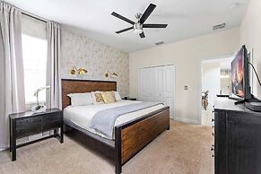 5BR Themed Bedrooms at Storey Lake
