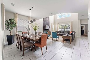 5BR Themed Bedrooms at Storey Lake