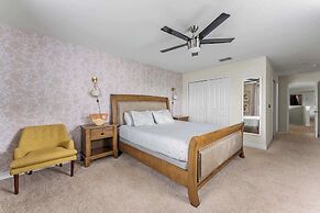 5BR Themed Bedrooms at Storey Lake