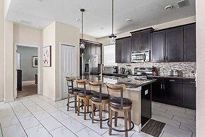 5BR Themed Bedrooms at Storey Lake