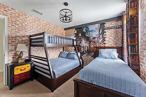 5BR Themed Bedrooms at Storey Lake