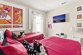 Themed Mickey Bedroom 4BR at Solterra