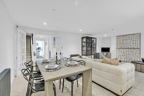 Central Snug With Patio By My Getaways