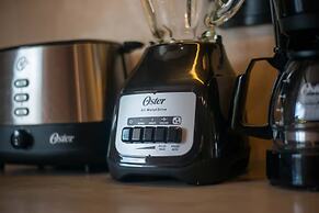 Guest INN Home - Elements Suites