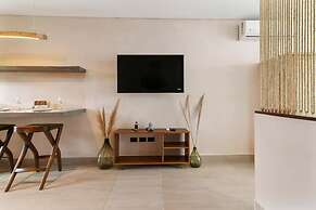 Guest INN Home - Elements Suites