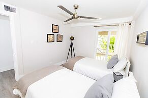 Cayman Luxury Rentals at Sunset Cove