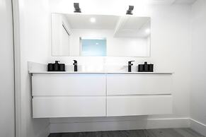 Cayman Luxury Rentals at Sunset Cove