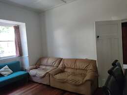 5 Bedroom House 7 Rangiatea Road