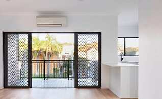 Prickly Pear Stays in Ranclaud