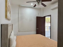 Rincon Colonial Apartments