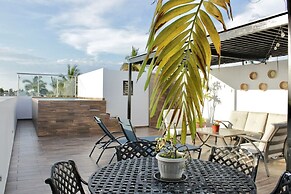 Rincon Colonial Apartments