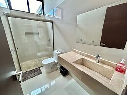 Rincon Colonial Apartments