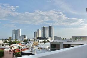 Rincon Colonial Apartments