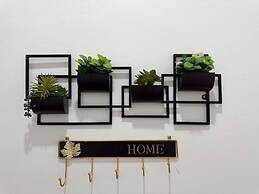 Rincon Colonial Apartments