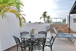 Rincon Colonial Apartments