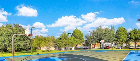 Seven Dwarfs Resort -Close to Disney