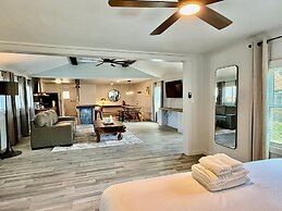 Comfortable Studio With Modern Touches 9A