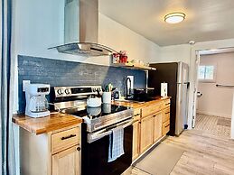 Comfortable Studio With Modern Touches 9A