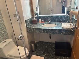 The BellaVista Hotel