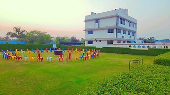 The Shikhar Resort